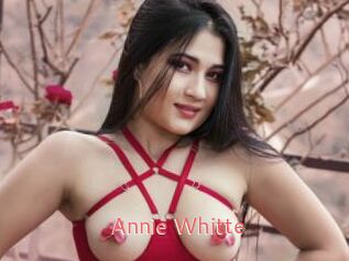 Annie_Whitte