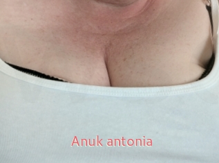 Anuk_antonia