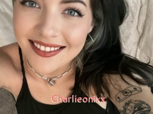 Charlieonixx