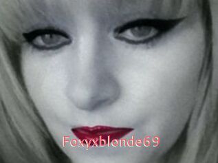 Foxyxblonde69