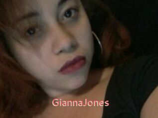 Gianna_Jones