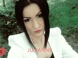 JULIANNE_