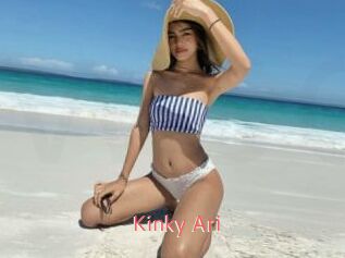 Kinky_Ari