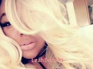 Leah_Brooks