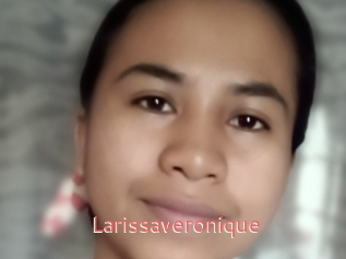 Larissaveronique