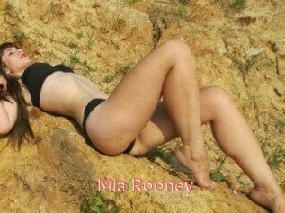 Mia_Rooney