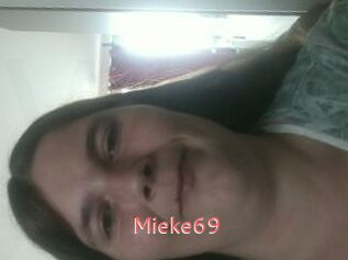 Mieke69