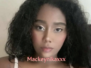 Mackeynikaxxx