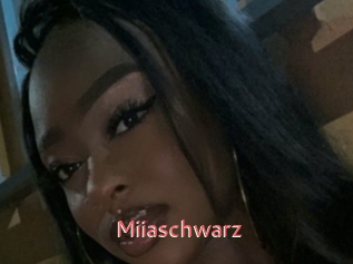 Miiaschwarz