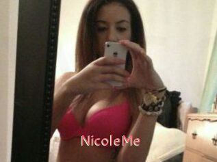 NicoleMe