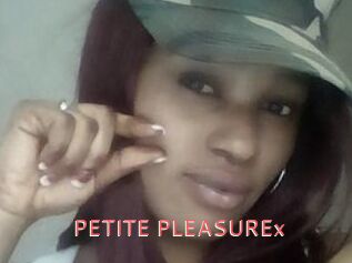PETITE_PLEASUREx