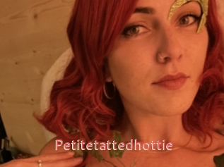 Petitetattedhottie