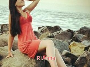 Ri_Anna