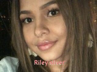 Riley_silver