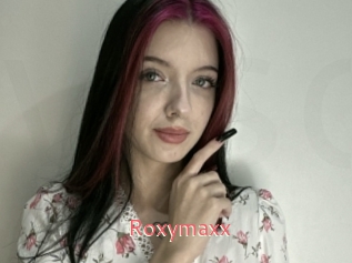 Roxymaxx
