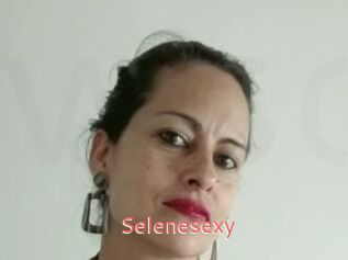 Selenesexy