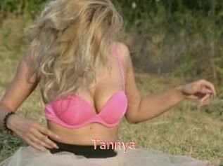 Tannya_
