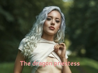 The_dragon_priestess