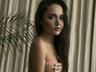 Tnia