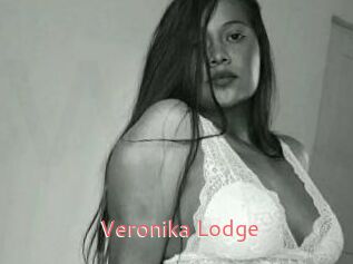 Veronika_Lodge