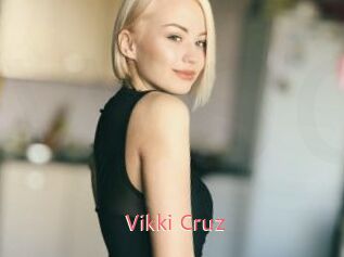 Vikki_Cruz