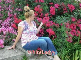 WhiteLadyy