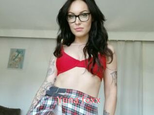Yuna_foxx