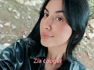 Zia_cooper